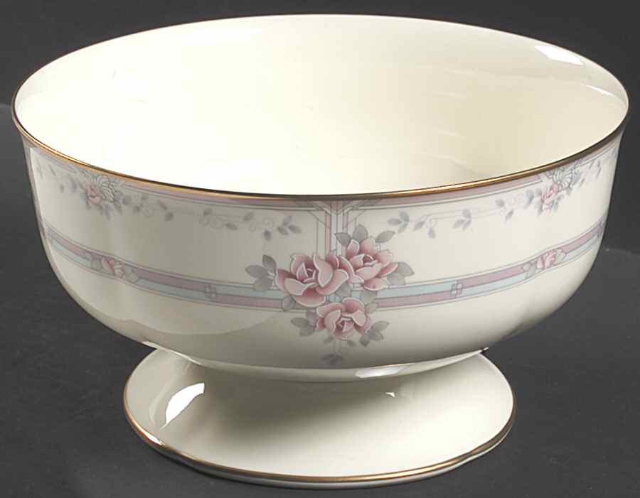 Magnificence Centerpiece by Noritake-1