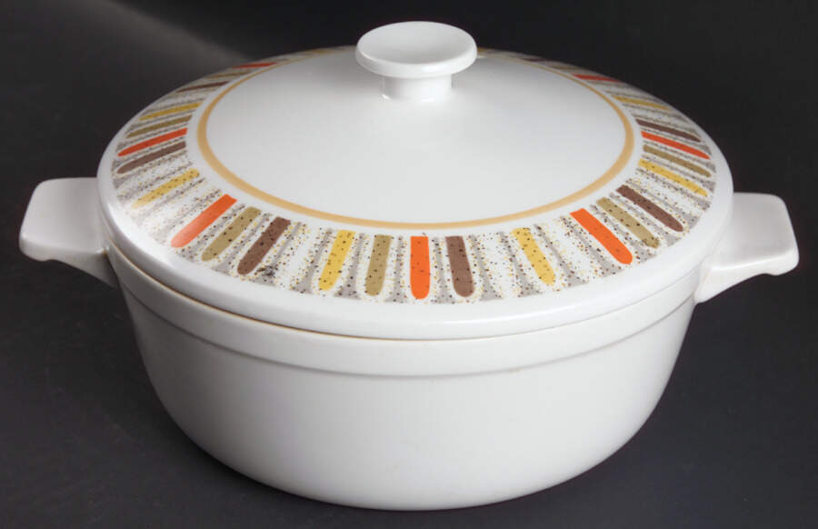 Mardi Gras 2.5 Qt Round Covered Casserole by Noritake-1