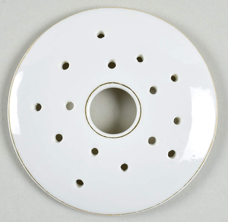 Majestic Strainer for Round Butter by Noritake-1