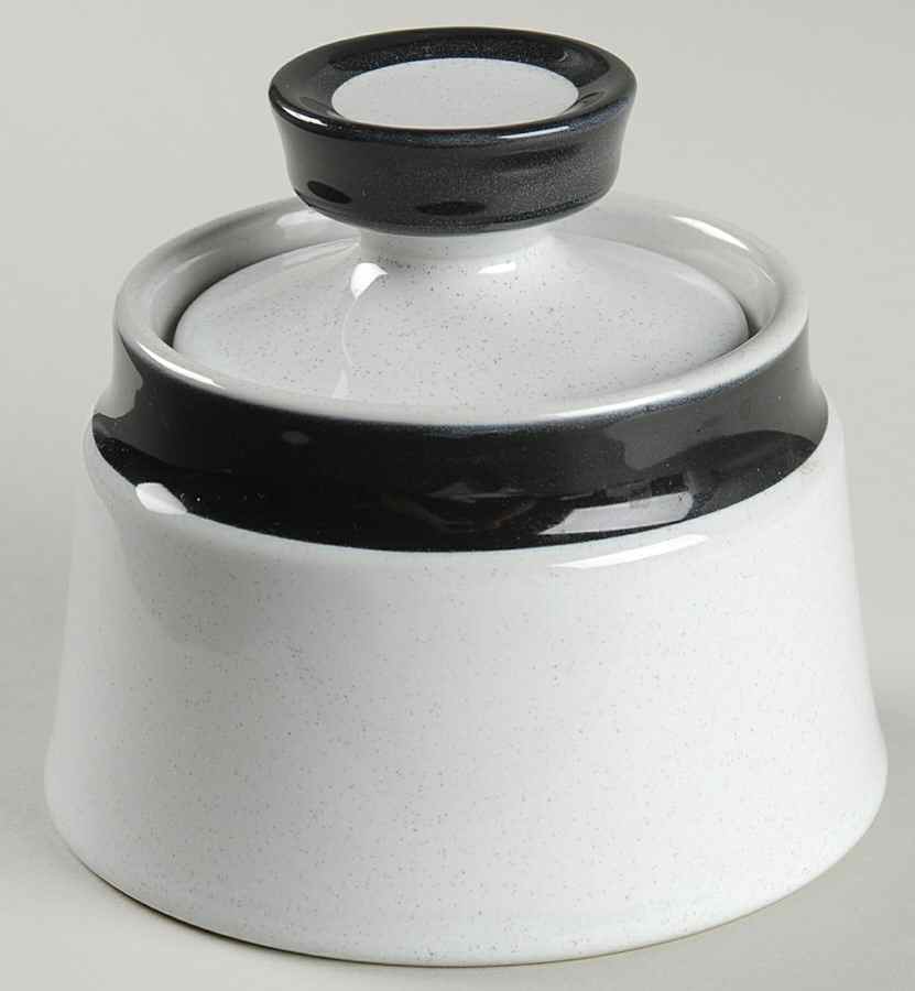 Malaga Sugar Bowl & Lid by Noritake-1