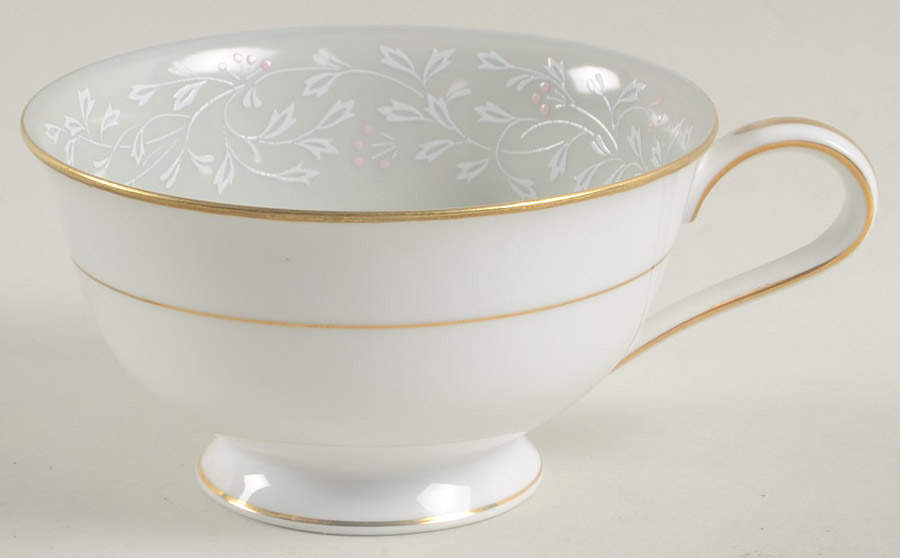 Malibu Footed Cup by Noritake-1