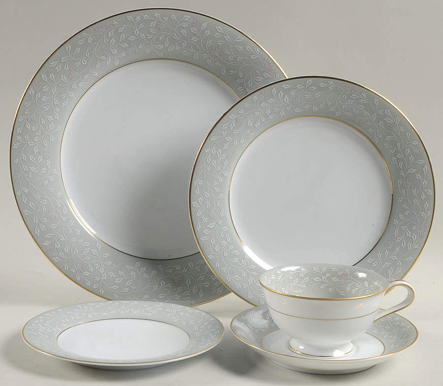 Malibu 5 Piece Place Setting by Noritake-1