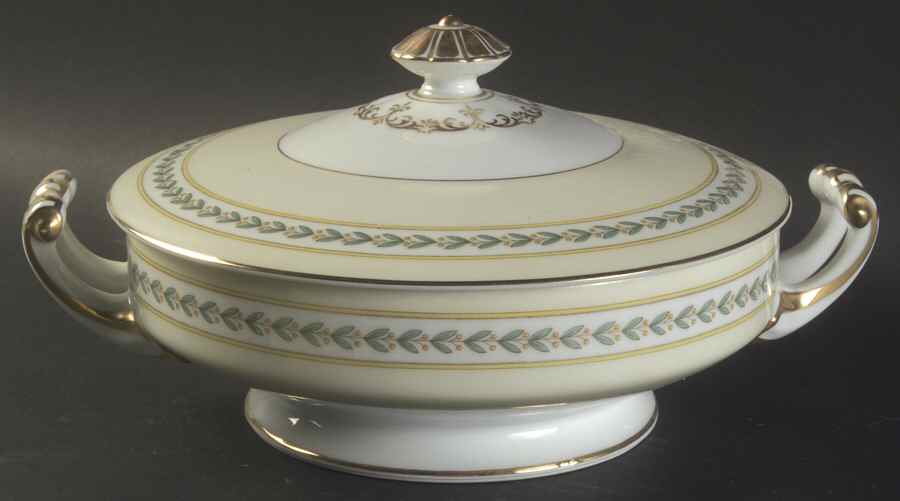 Malibu Round Covered Vegetable by Noritake-1
