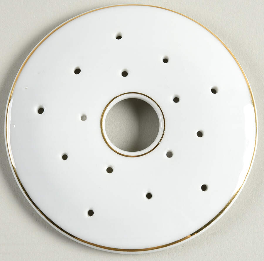 Malvern Strainer for Round Butter by Noritake-1
