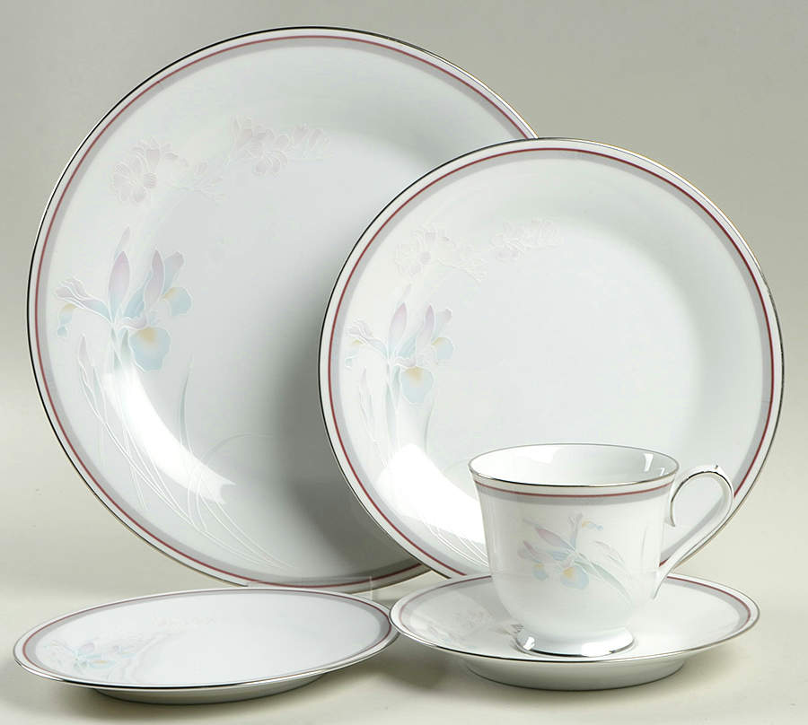 Malverne 5 Piece Place Setting by Noritake-1