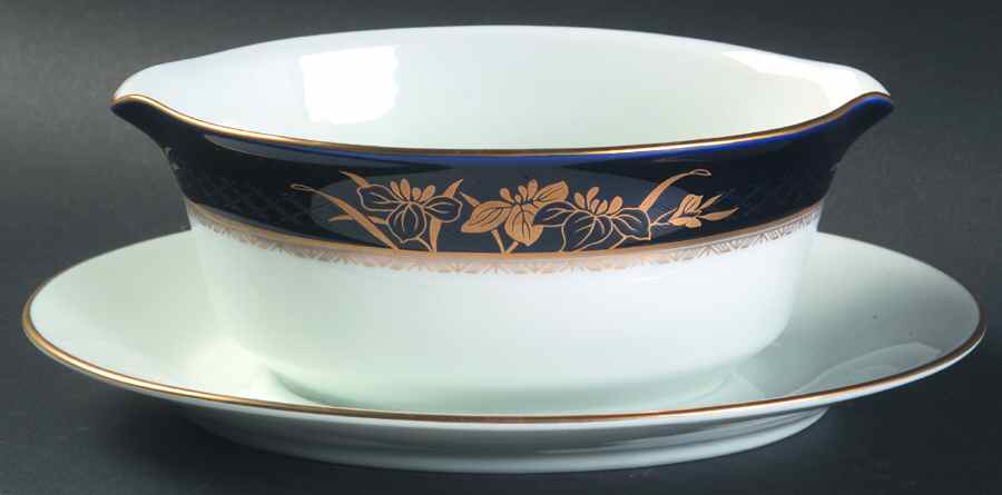 Mandalay Gravy Boat with Attached Underplate by Noritake-1