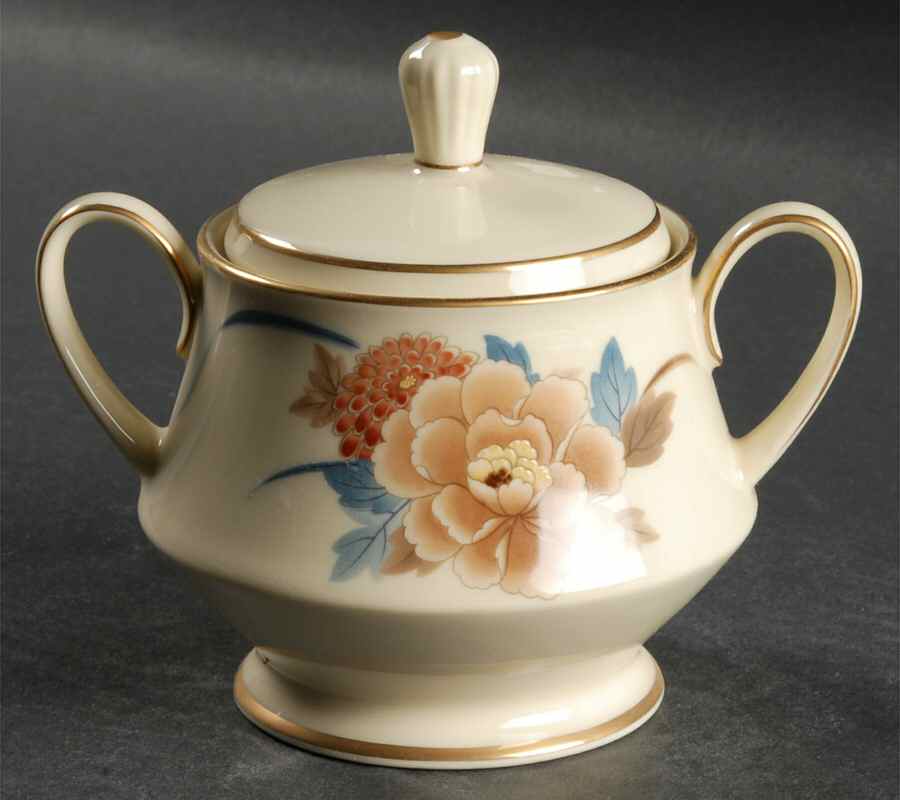 Mantigo Sugar Bowl & Lid by Noritake-1