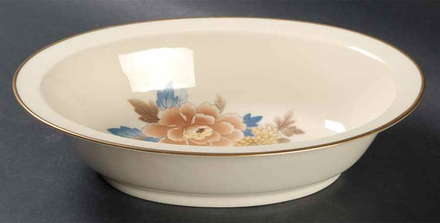Mantigo 10" Oval Vegetable Bowl by Noritake-1