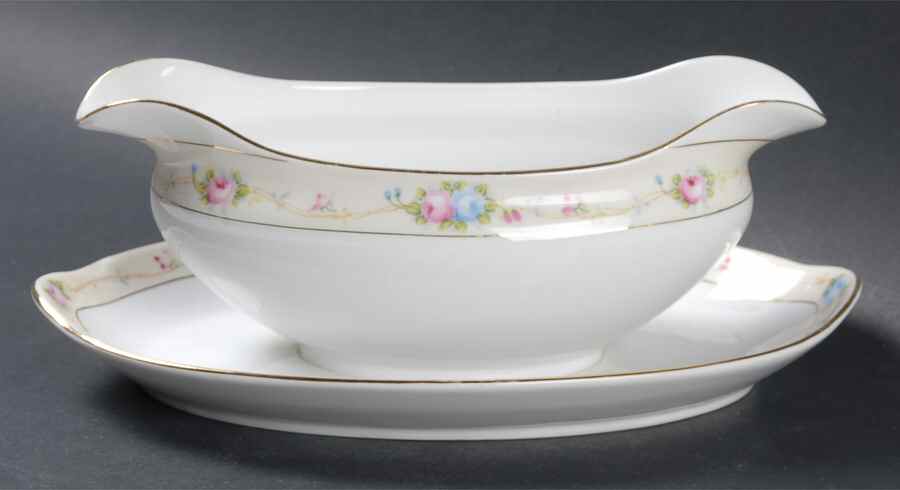 Marguerite Gravy Boat with Attached Underplate by Noritake-1