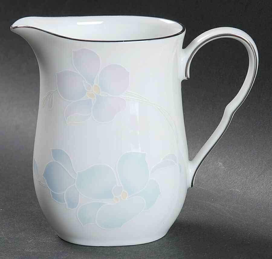 Marblehill Creamer by Noritake-1