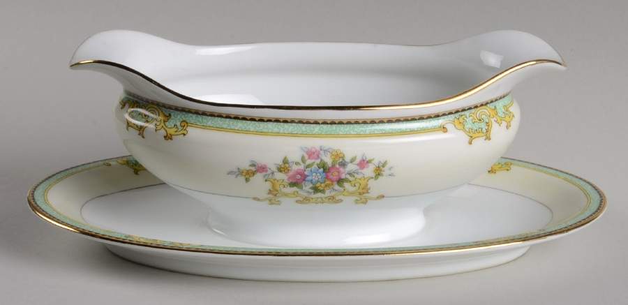 Marcell Gravy Boat with Attached Underplate by Noritake-1