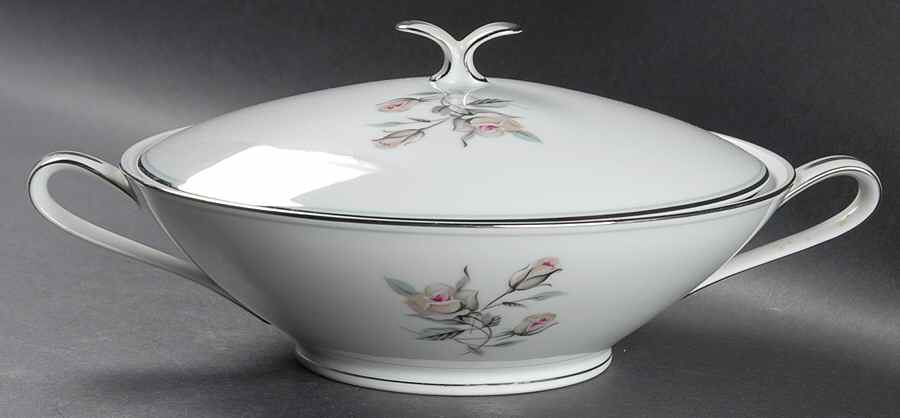 Margot Round Covered Vegetable by Noritake-1