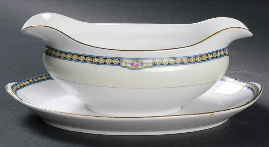 Margate Gravy Boat with Attached Underplate by Noritake-1