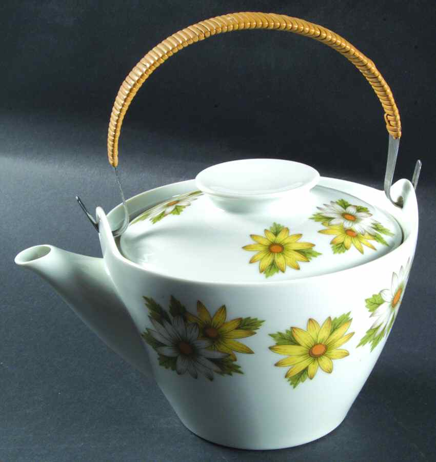 Marguerite Teapot & Lid with Removable Top Handle by Noritake-1