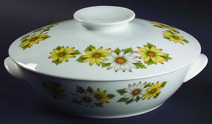 Marguerite 2 Qt Round Covered Casserole by Noritake-1