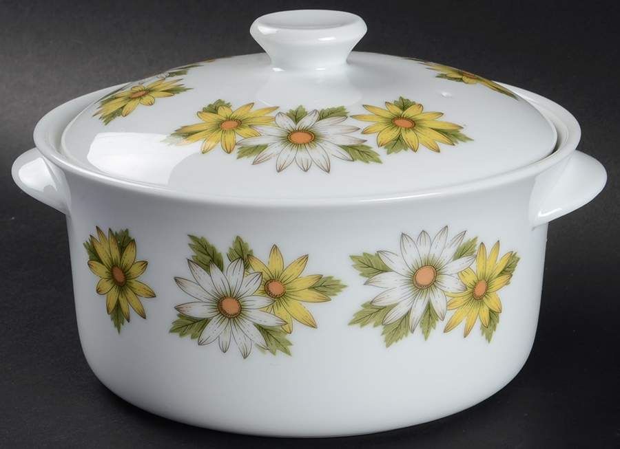 Marguerite 1 Qt Round Covered Casserole by Noritake-1