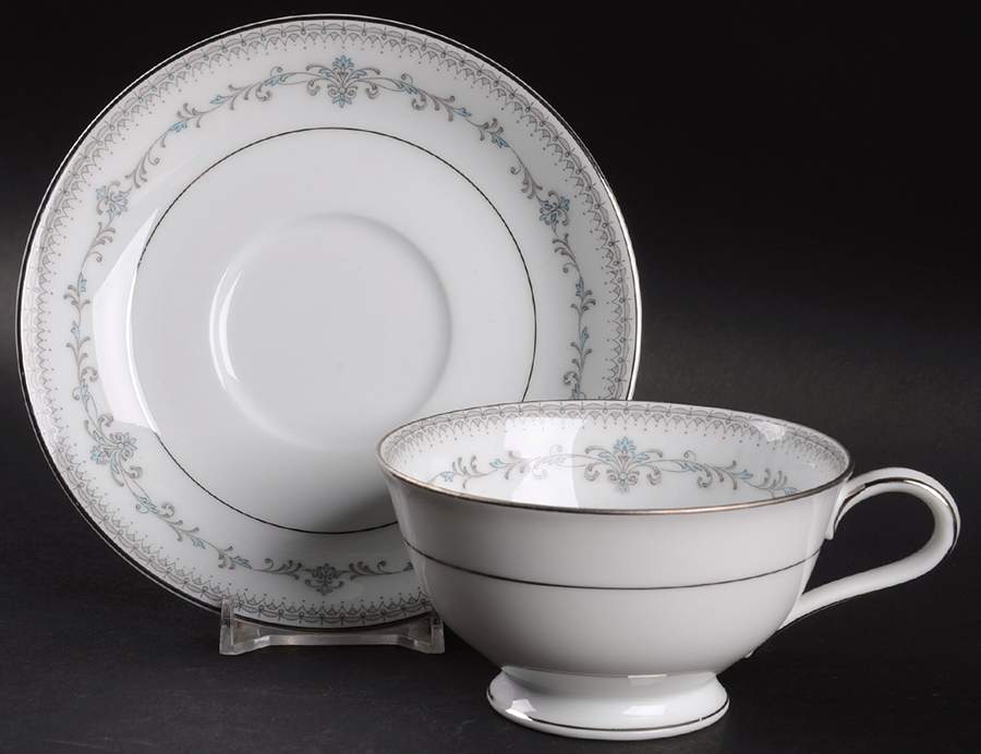 Maria Footed Cup & Saucer Set by Noritake-1