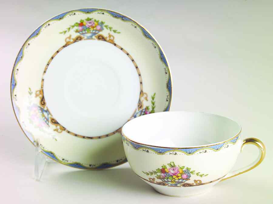 Mariana Flat Cup & Saucer Set by Noritake-1