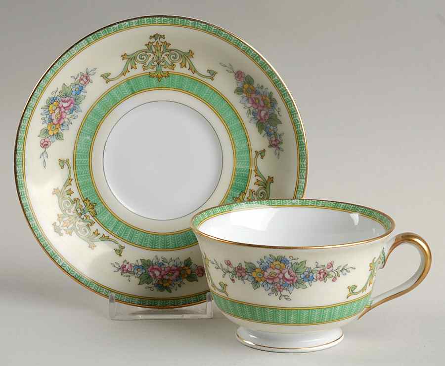 Marilyn Footed Cup & Saucer Set by Noritake-1