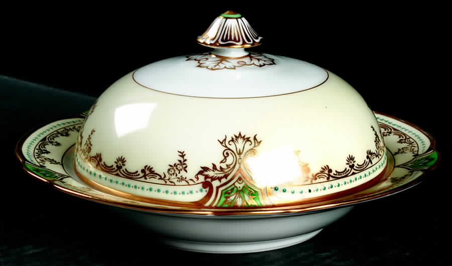 Maritza Round Covered Butter with Strainer by Noritake-1