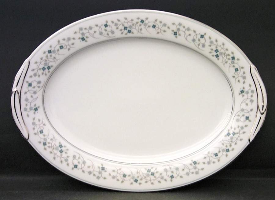Marlene 13" Oval Serving Platter by Noritake-1