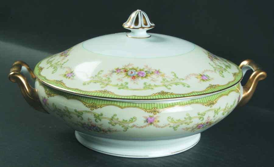 Marlene Green Round Covered Vegetable by Noritake-1