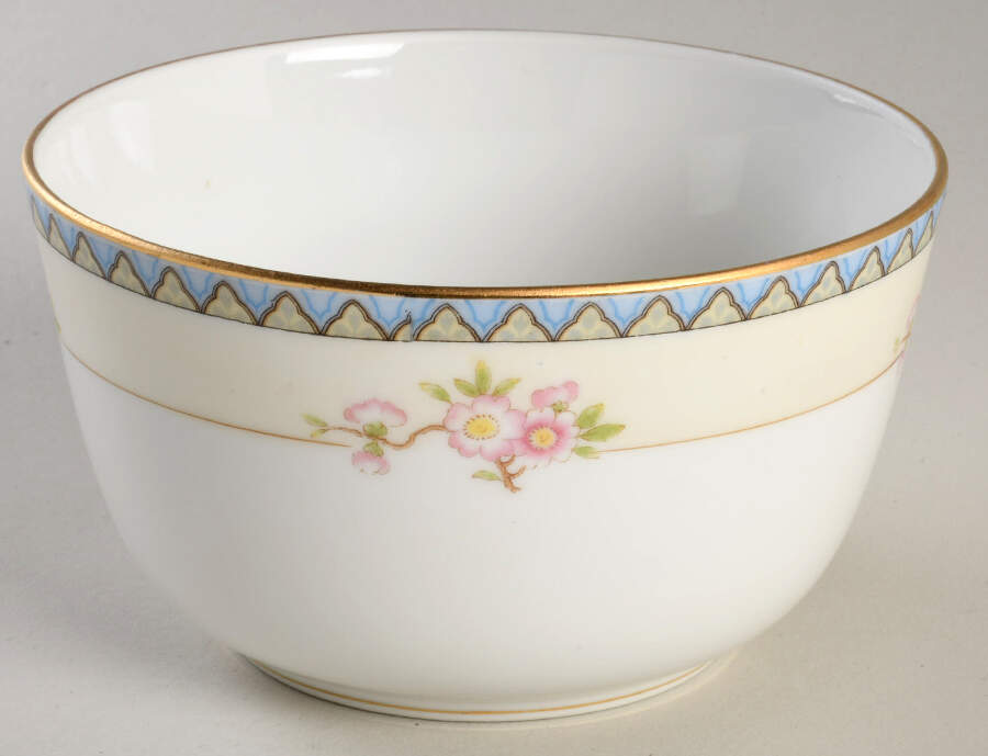 The Marne Cranberry Bowl by Noritake-1