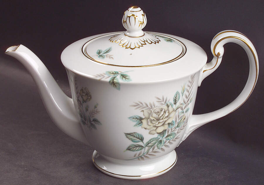 Marsha Teapot & Lid by Noritake-1