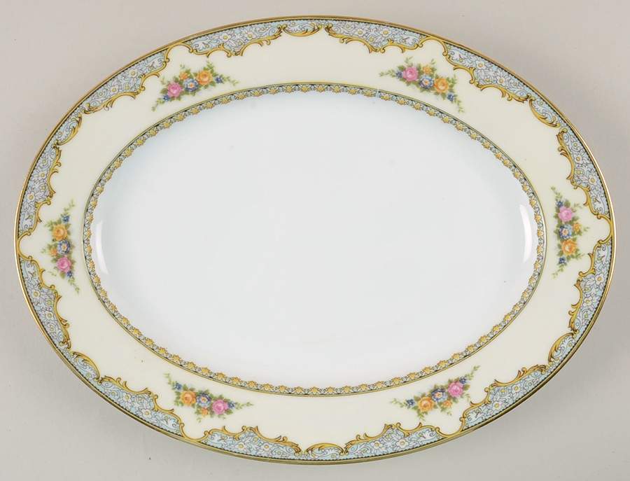 Martelle 11" Oval Serving Platter by Noritake-1