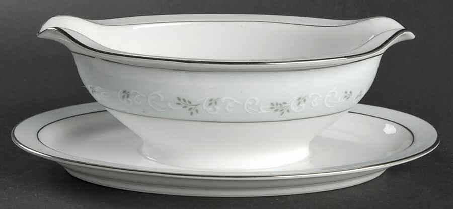Martha Gravy Boat with Attached Underplate by Noritake-1