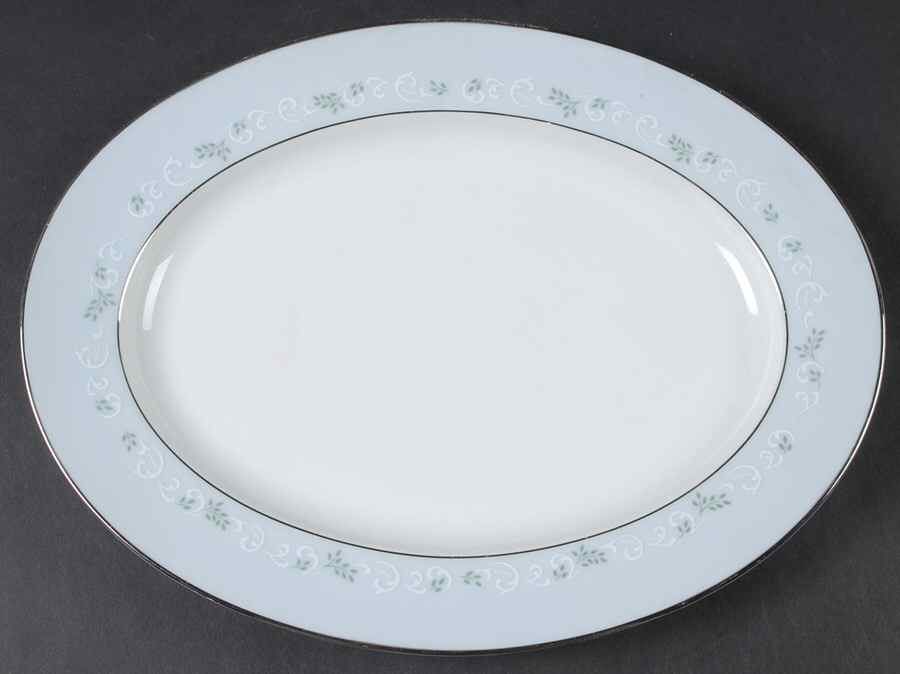 Martha 11" Oval Serving Platter by Noritake-1