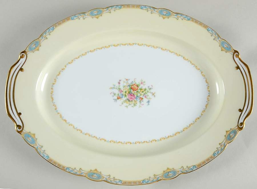Marvelle 16" Oval Serving Platter by Noritake-1