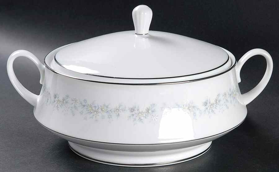 Marywood Round Covered Vegetable by Noritake-1