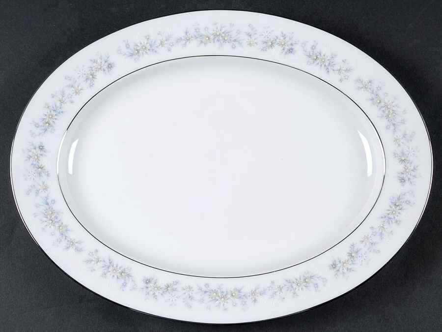 Marywood 11" Oval Serving Platter by Noritake-1