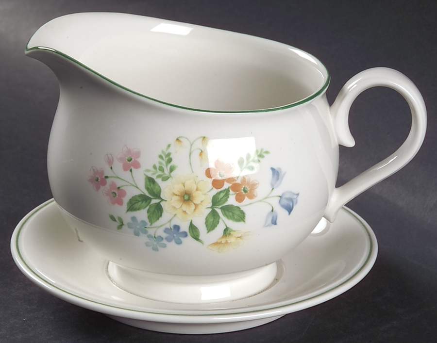Matchmaker Gravy Boat with Attached Underplate by Noritake-1