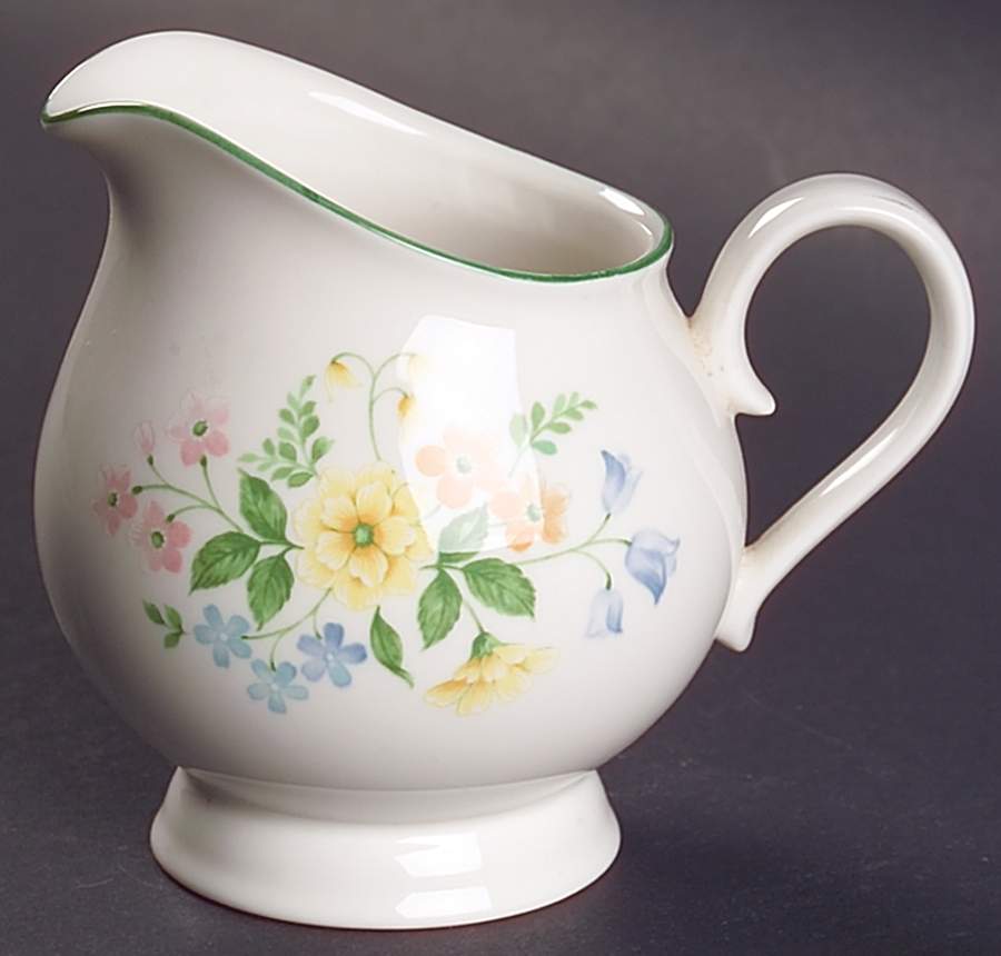 Matchmaker Creamer by Noritake-1