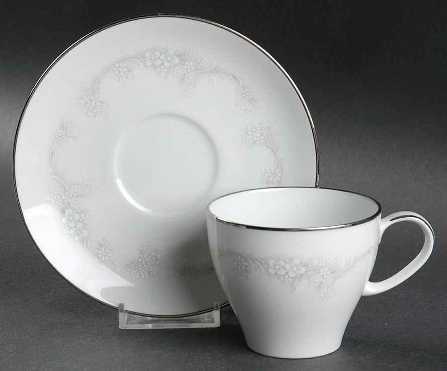 Maybrook Flat Cup & Saucer Set by Noritake-1