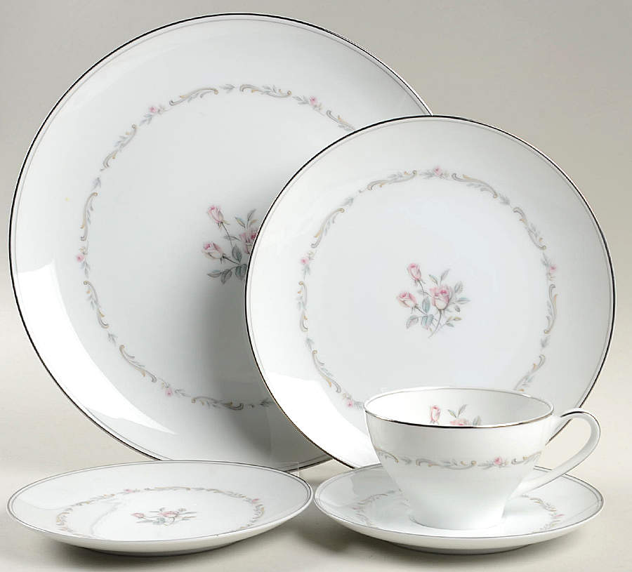 Mayfair (Platinum Trim) 5 Piece Place Setting by Noritake-1