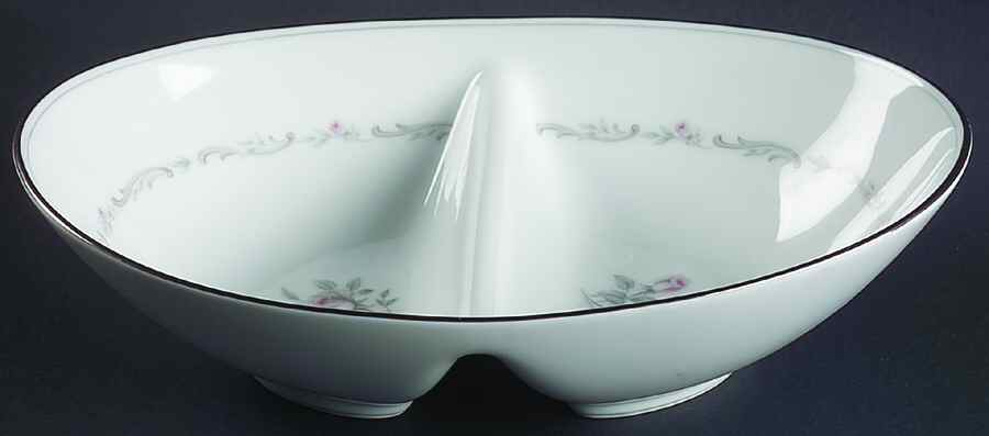 Mayfair (Platinum Trim) 10" Oval Divided Vegetable Bowl by Noritake-1