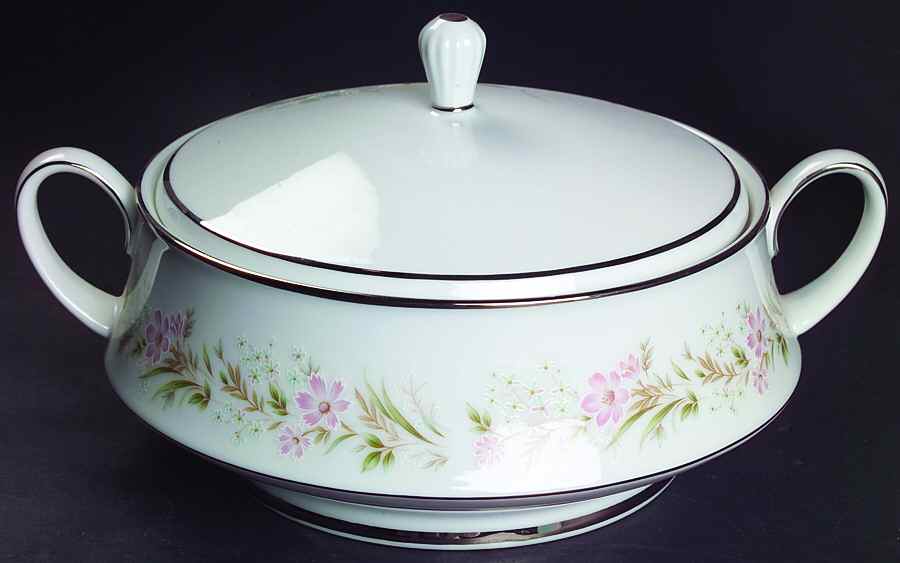Mayflower Round Covered Vegetable by Noritake-1
