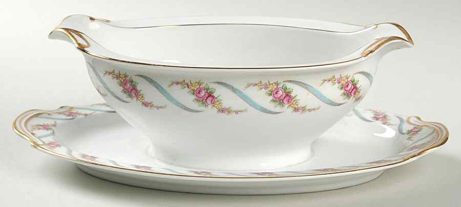 Maywood Gravy Boat with Attached Underplate by Noritake-1