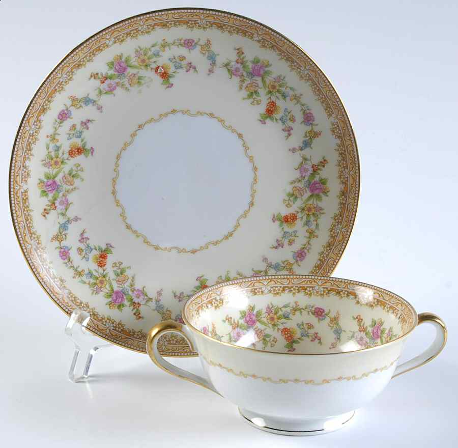 Medean Footed Cream Soup Bowl & Saucer Set by Noritake-1