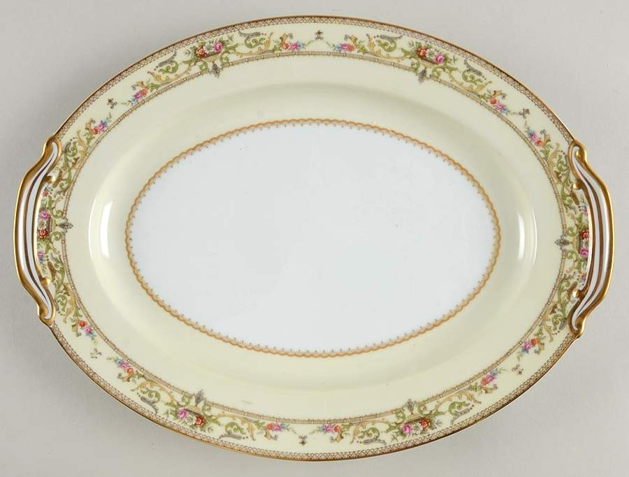 Medeci 12" Oval Serving Platter by Noritake-1