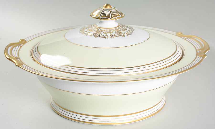 Medusa Round Covered Vegetable by Noritake-1