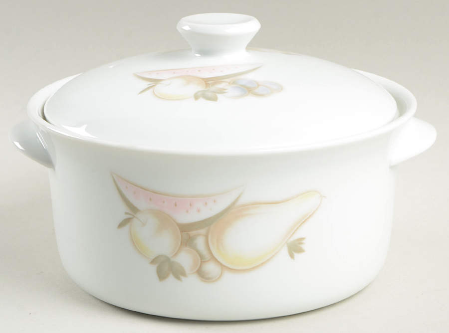 Melanie 3 Quart Round Covered Casserole by Noritake-1
