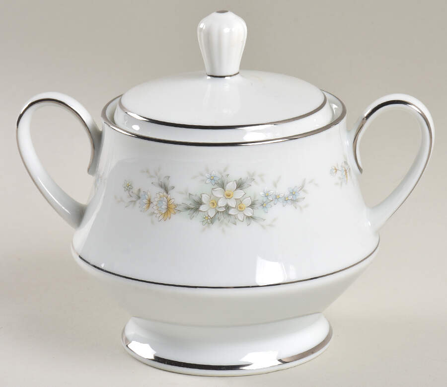 Melissa Sugar Bowl & Lid by Noritake-1
