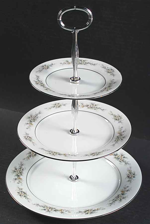 Melissa 13 7/8"-14 1/4" 3-Tiered Serving Tray(DP,SP,BB) HC by Noritake-1