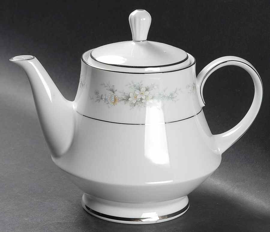 Melissa Teapot & Lid by Noritake-1