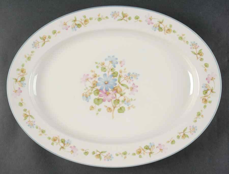 Melody 16" Oval Serving Platter by Noritake-1