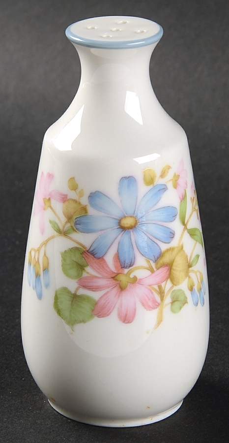 Melody Pepper Shaker by Noritake-1